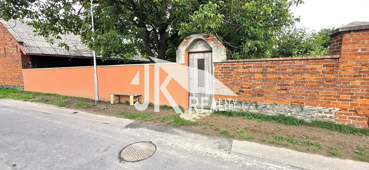 Prodej stavebního pozemku 596 m²